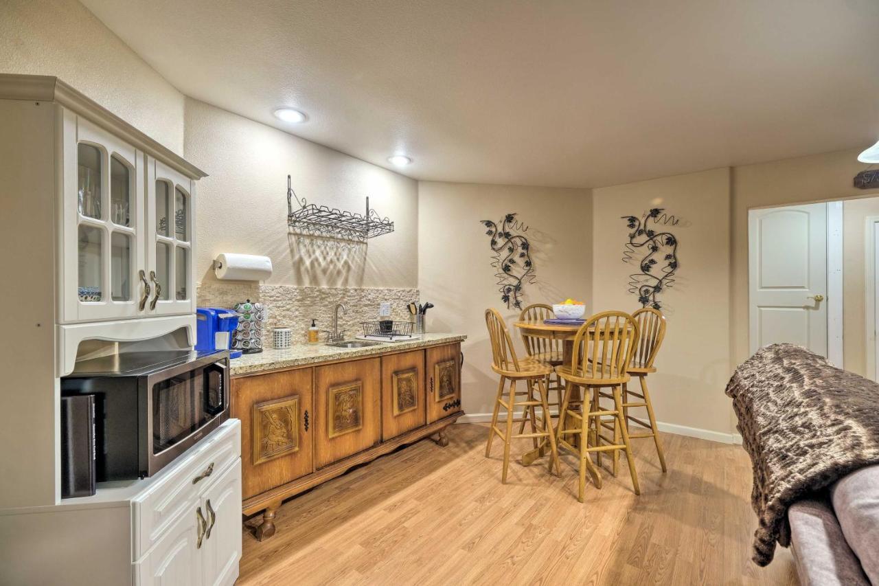 Convenient Apt With Fire Pit About Half-Mi To Lake! Гровленд Экстерьер фото