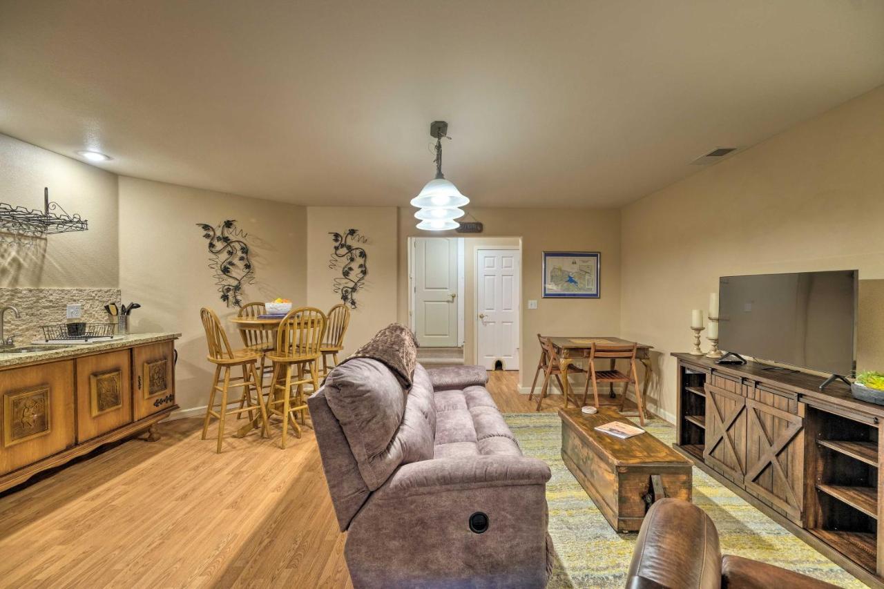 Convenient Apt With Fire Pit About Half-Mi To Lake! Гровленд Экстерьер фото